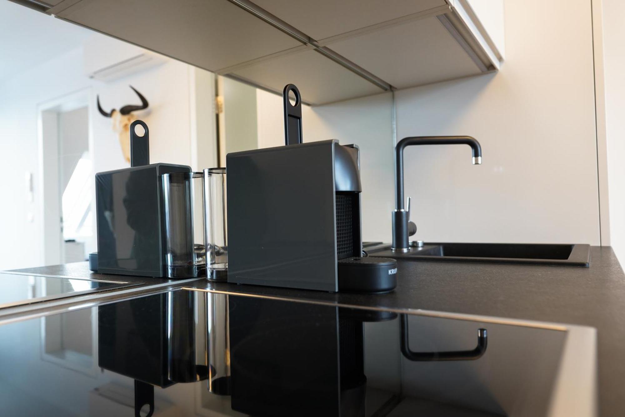 Modern Stylish Design Apartment With Free Parking Emily Wien Eksteriør billede