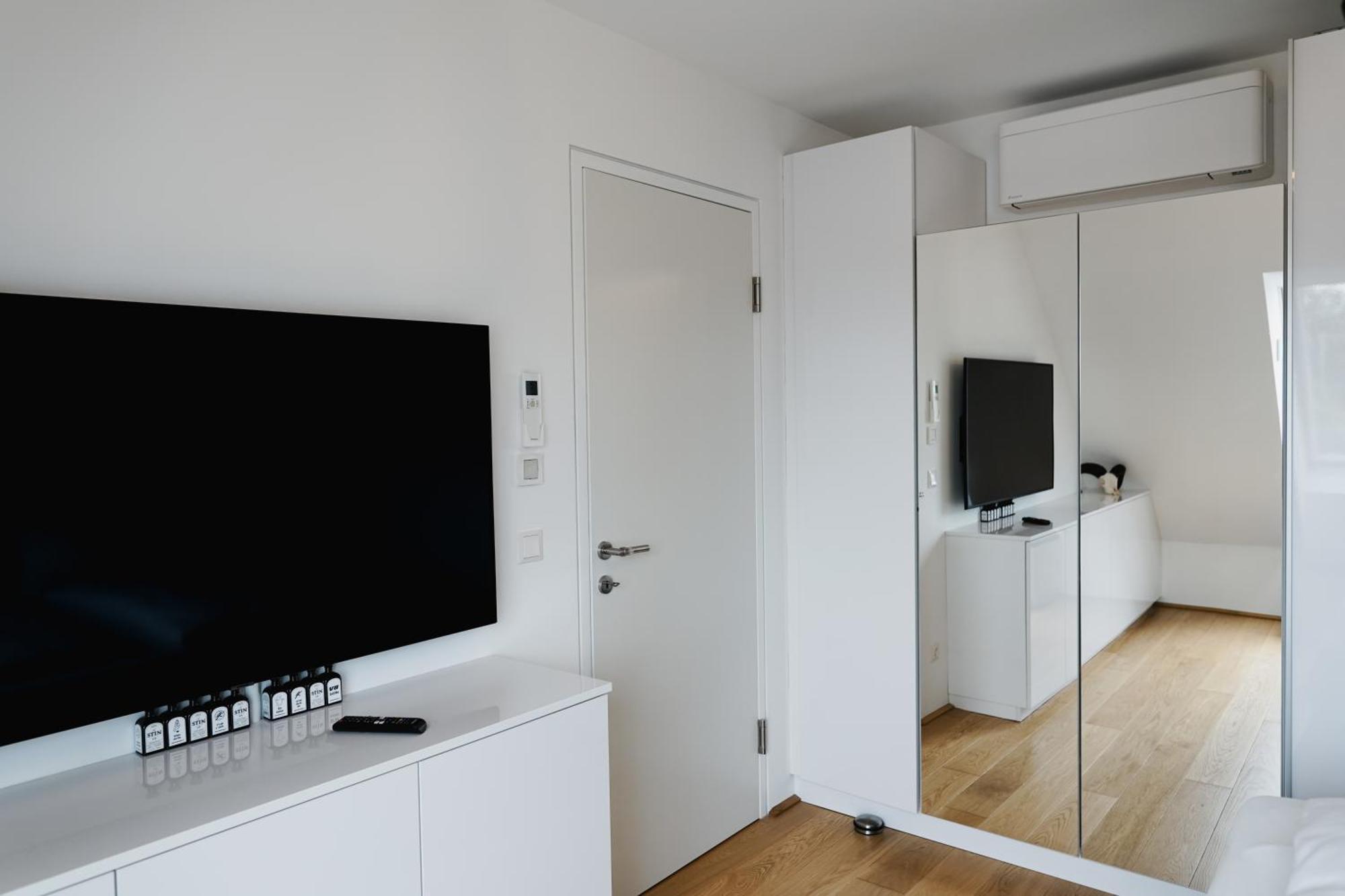 Modern Stylish Design Apartment With Free Parking Emily Wien Eksteriør billede